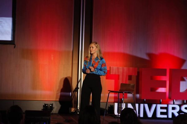 4_Συνάντηση μεταξύ της Λειτουργού ΣΠΑΒΟ, κας. Άντρης Αγαθοκλέους με την κα Emma Murphy, ομιλήτριας στο TEDx University of Nicosia